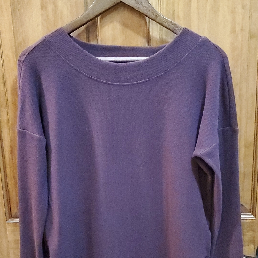 Athleta Presence Sweatshirt